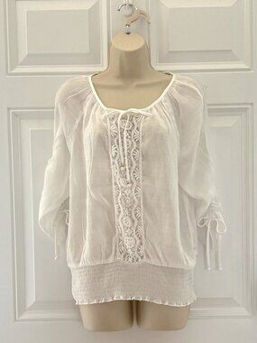 White top by IZ Byer